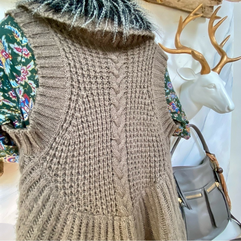 Alpaca vegan mink fur collar boho vest w cottage cabin longer cable knit vibe - Picture 9 of 11